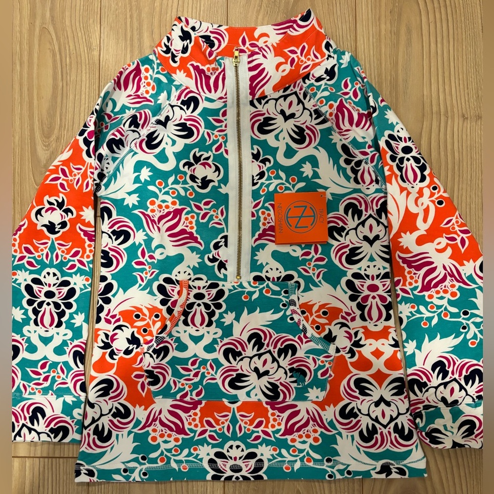 Tracy Negoshain, NEW XS quarter zip top.